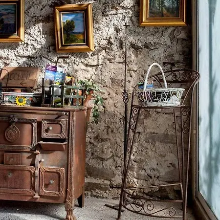 Des Sources Cevenol Chambon Couette-café *