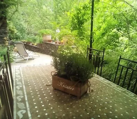 Des Sources Cevenol Chambon Couette-café *